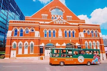 Nashville: Food Tour with 5+ Tastings of Local Delicacies