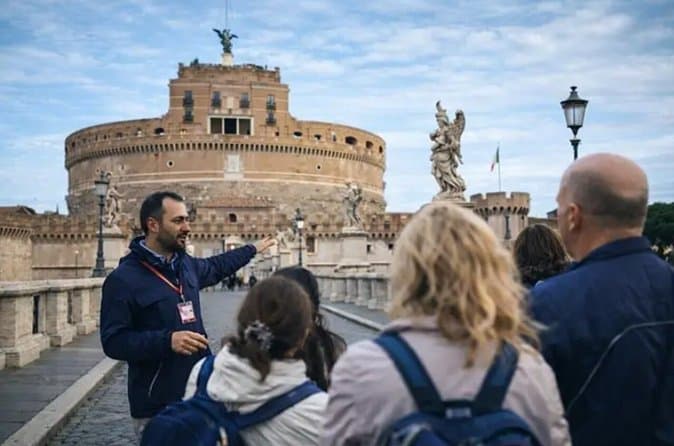 Rome Catacombs Tour and Capuchin Crypts with Transportation