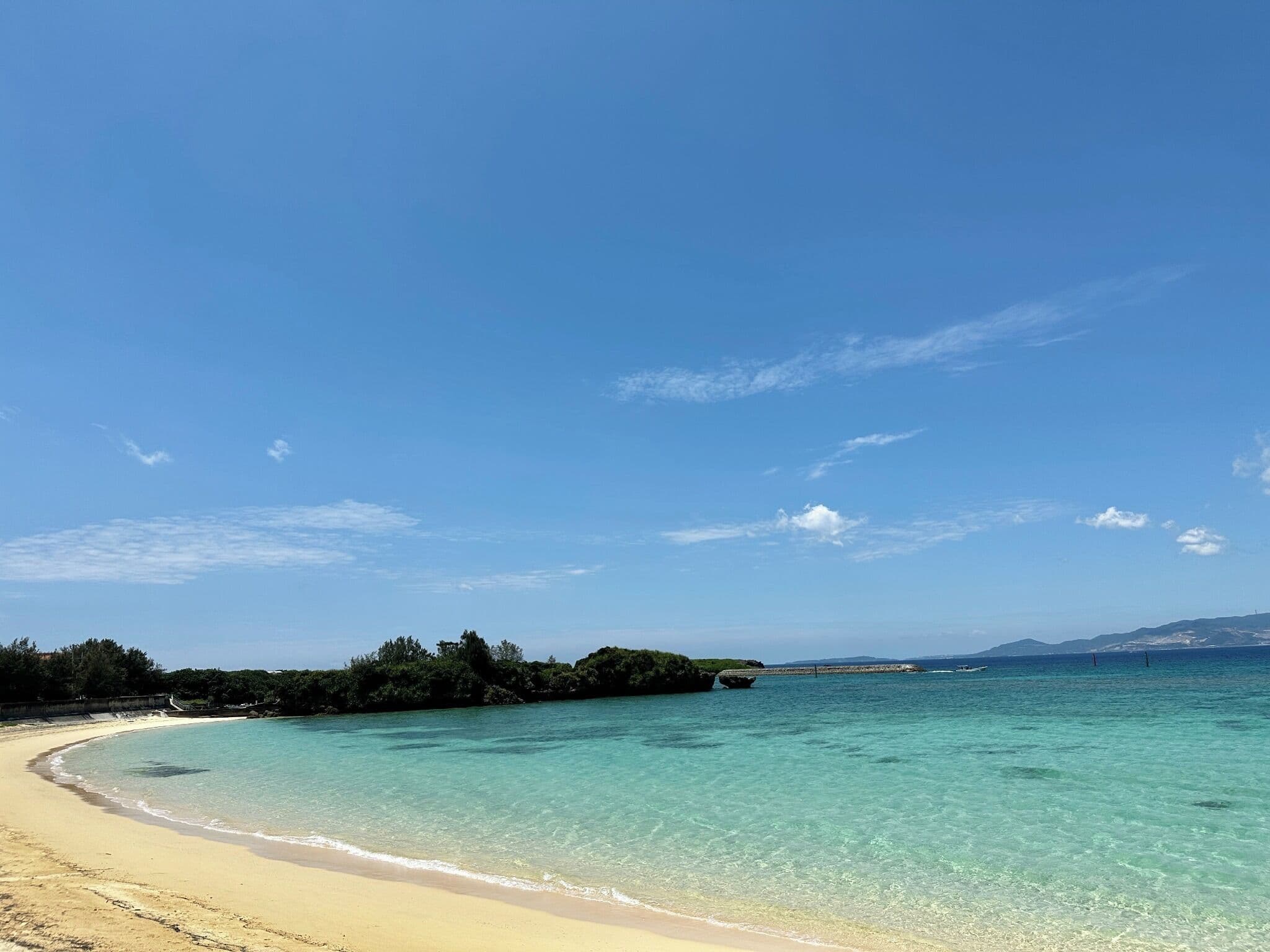 Hamahiga Island Ocean View VillaRooftop Sauna / Uruma Okinawa