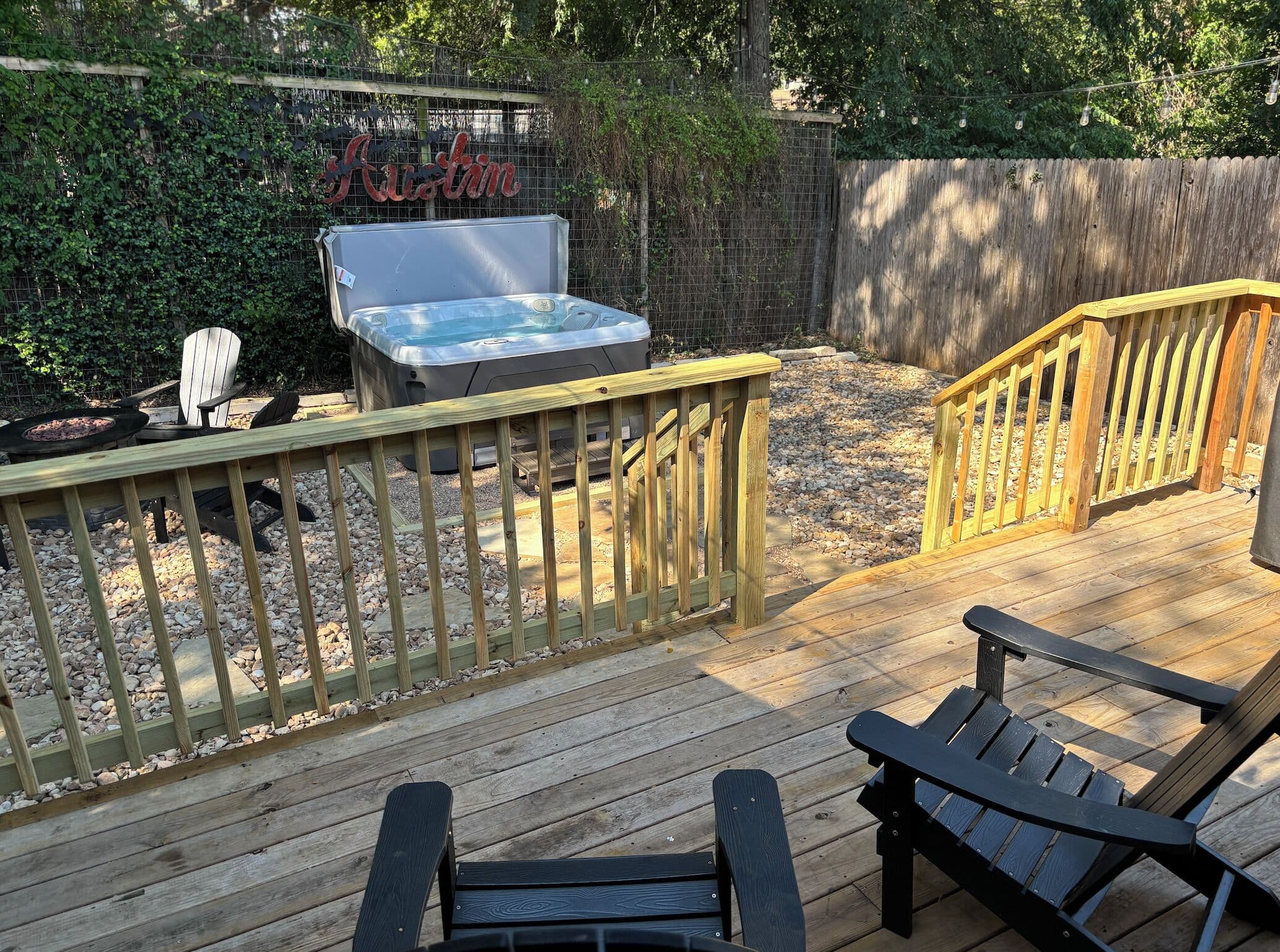 Barton Hills Hideaway + Two Hot Tubs - Magdalena!