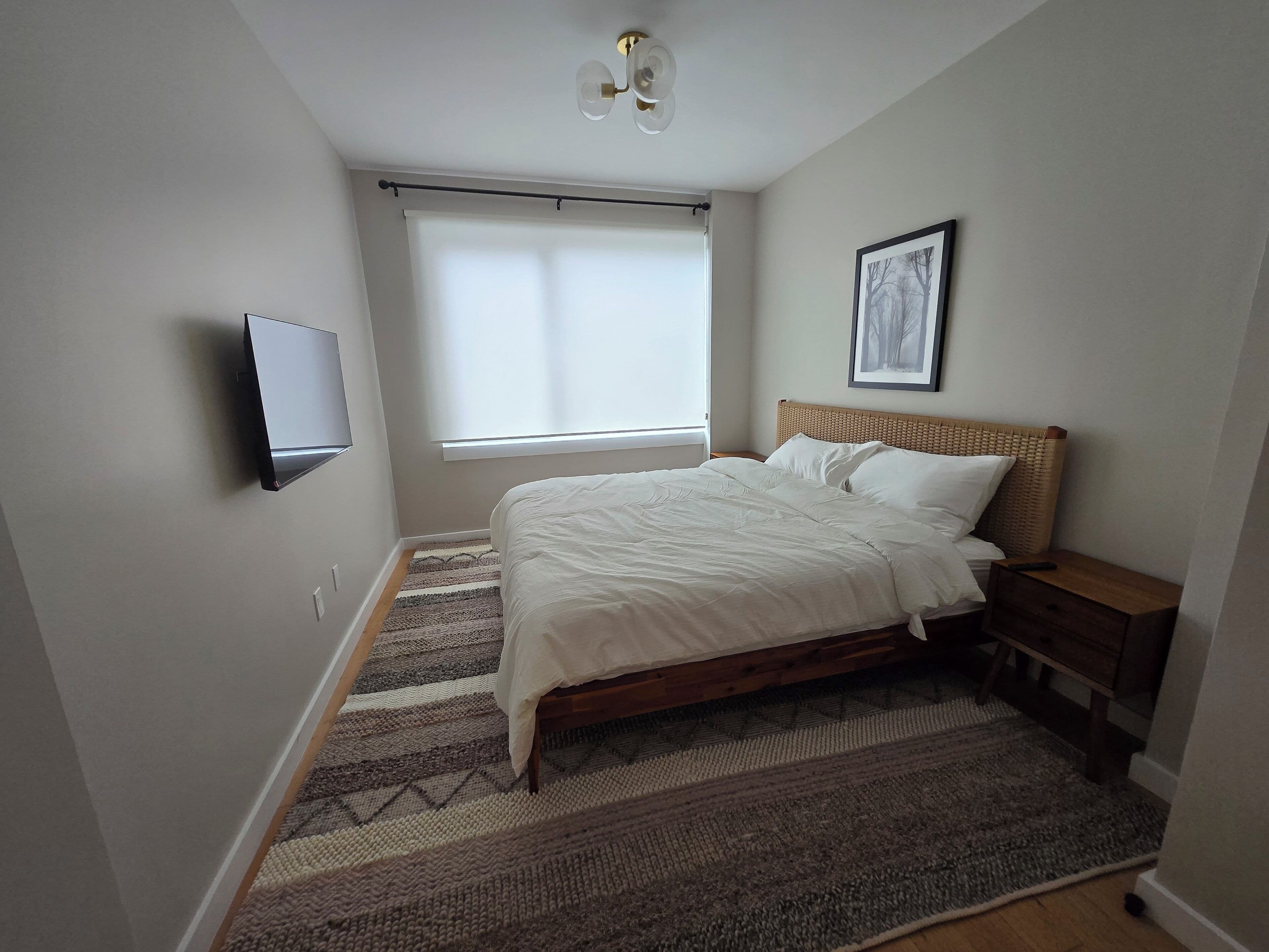 Modern 3 bedroom in the heart of Downtown Brooklyn across from Barclay's center