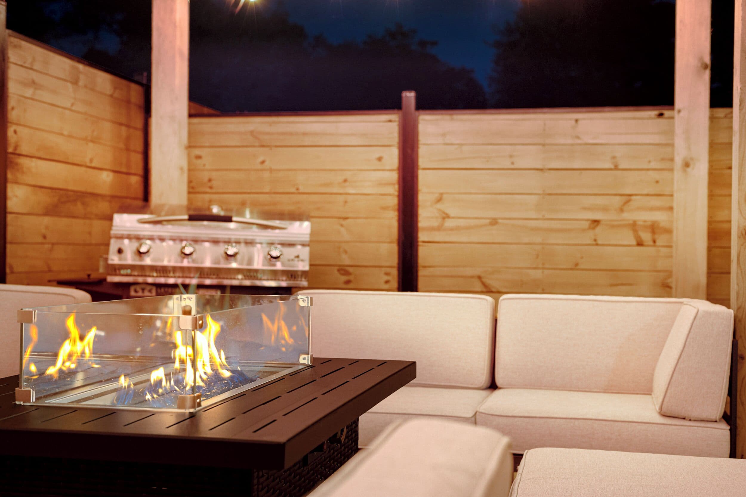 HOT TUB No Fee - 4Bedroom Zilker OASIS - Family Friendly