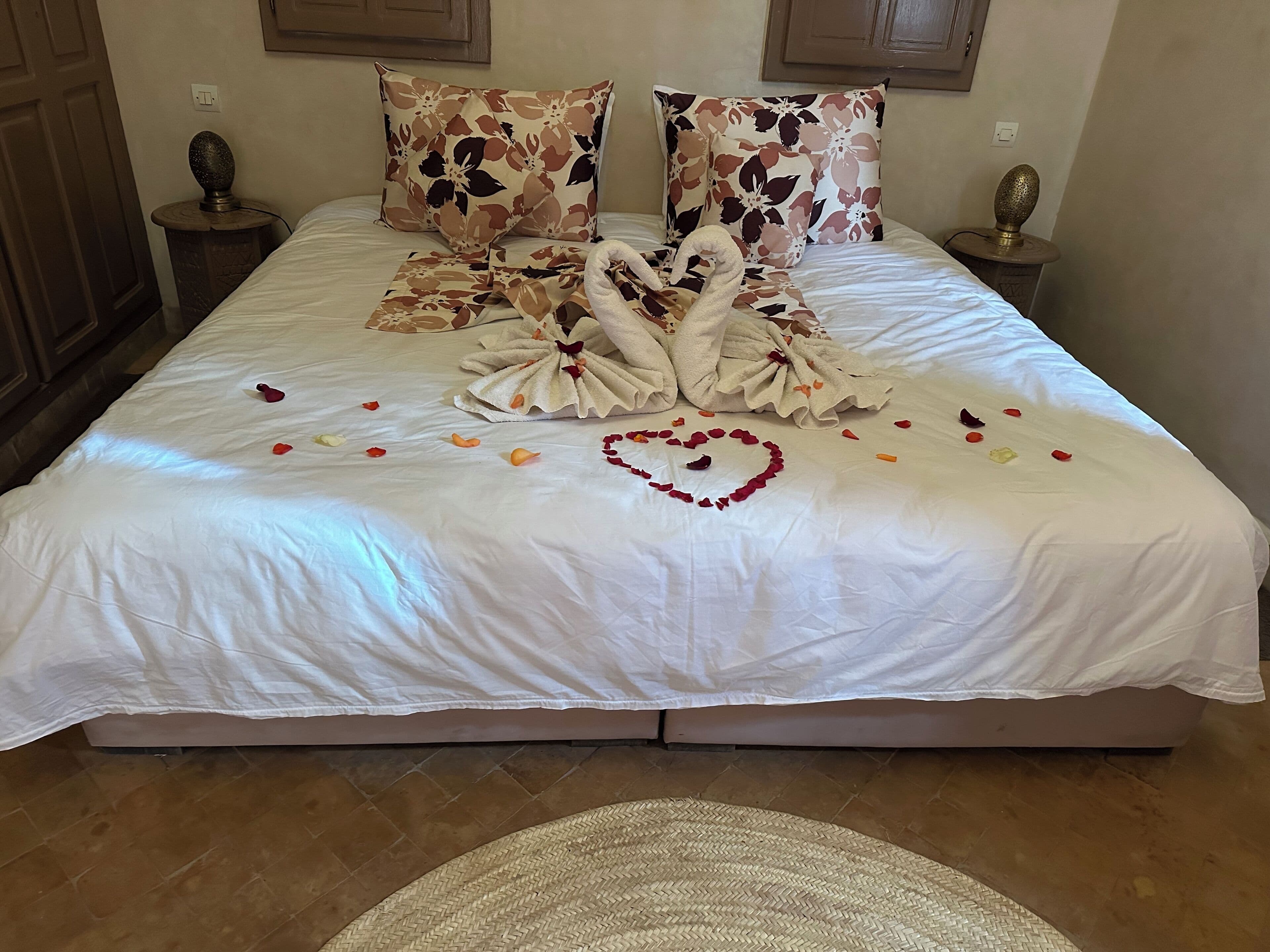 Marrakech Villa for 6-16 people - Exclusive Offer - 450 sq.m and 16 x 5.5 m pool