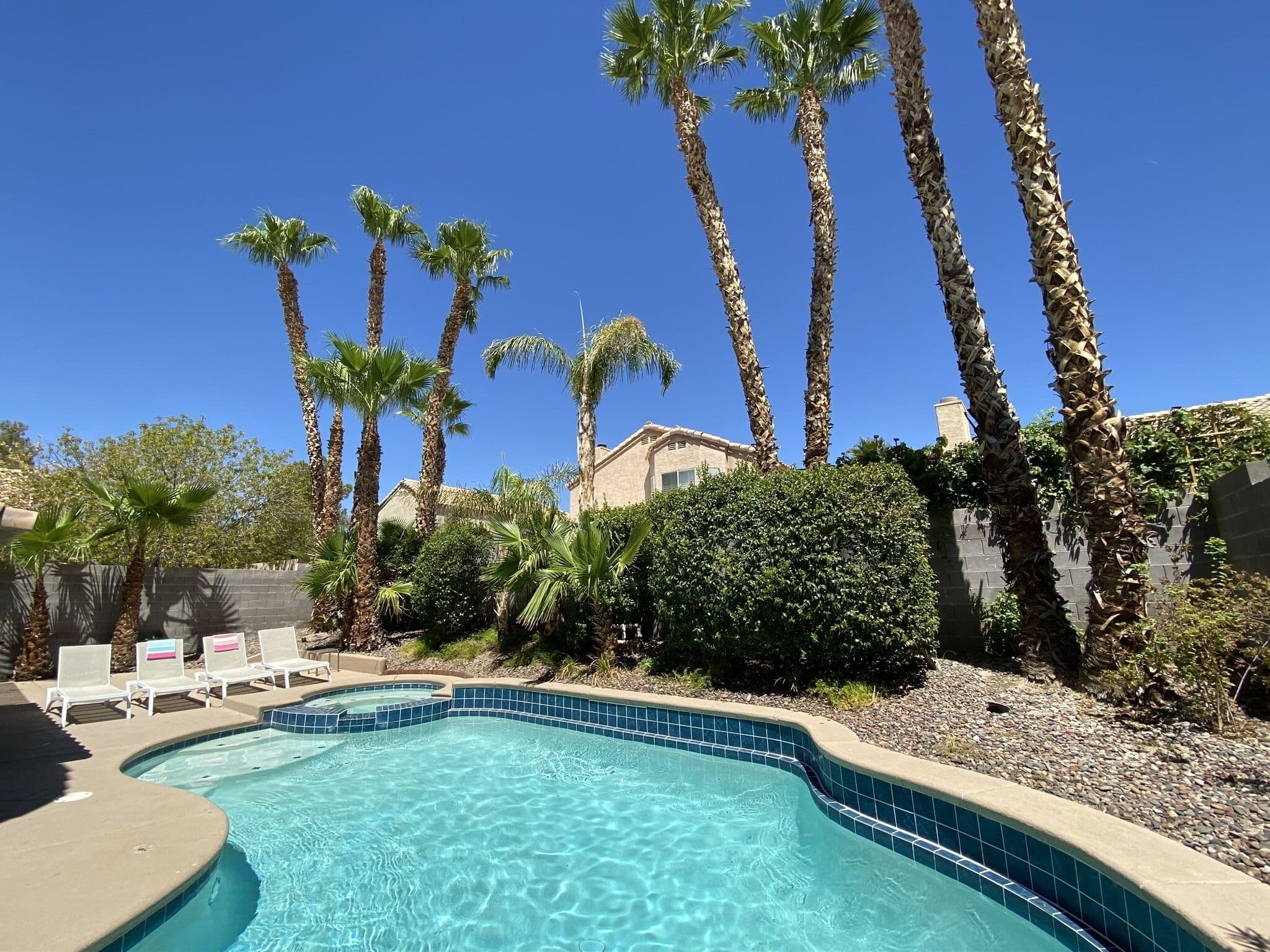 Families! Get-a ways! Private Home! - Pool! Billiard Table! Couples! Golfers!