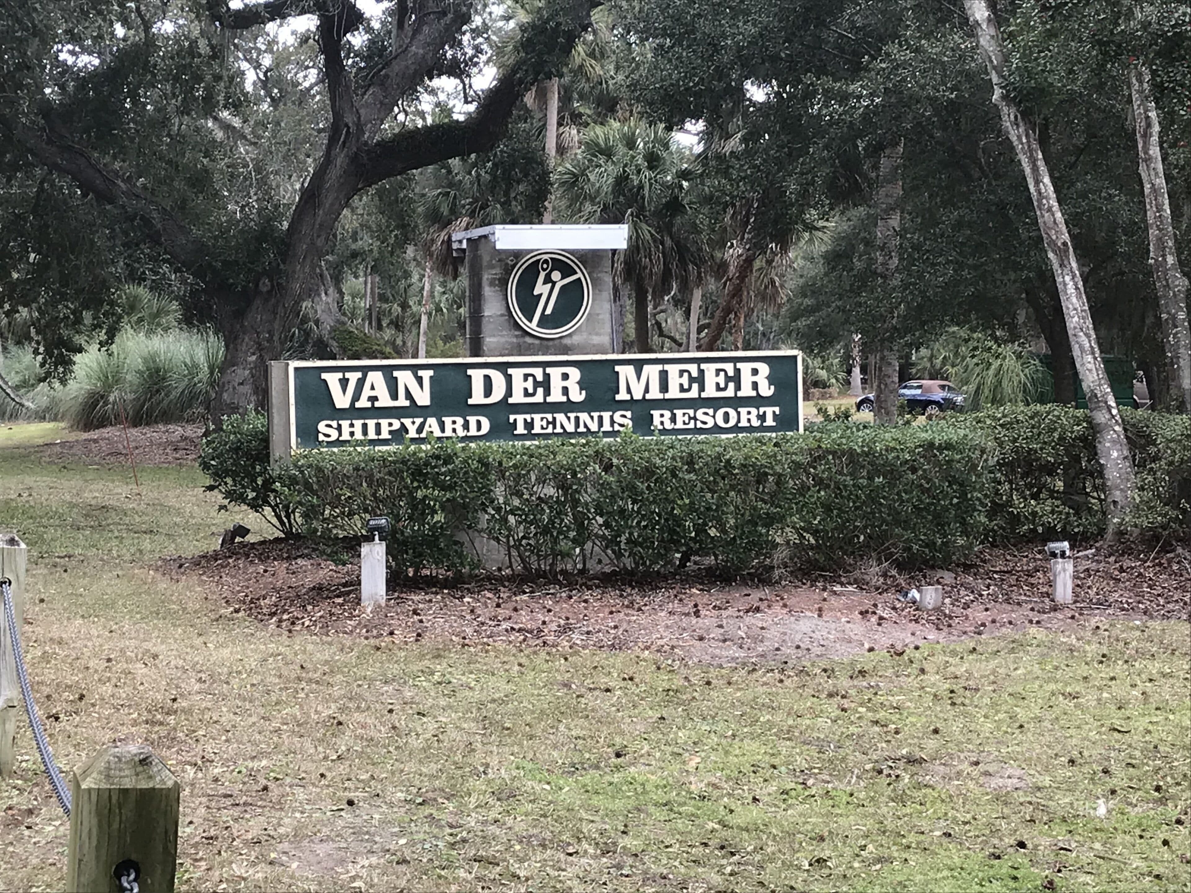 Shipmaster - Spacious 3BR, 3 Bath with Golf-View/Tennis/Pool/BEACH LOCKER
