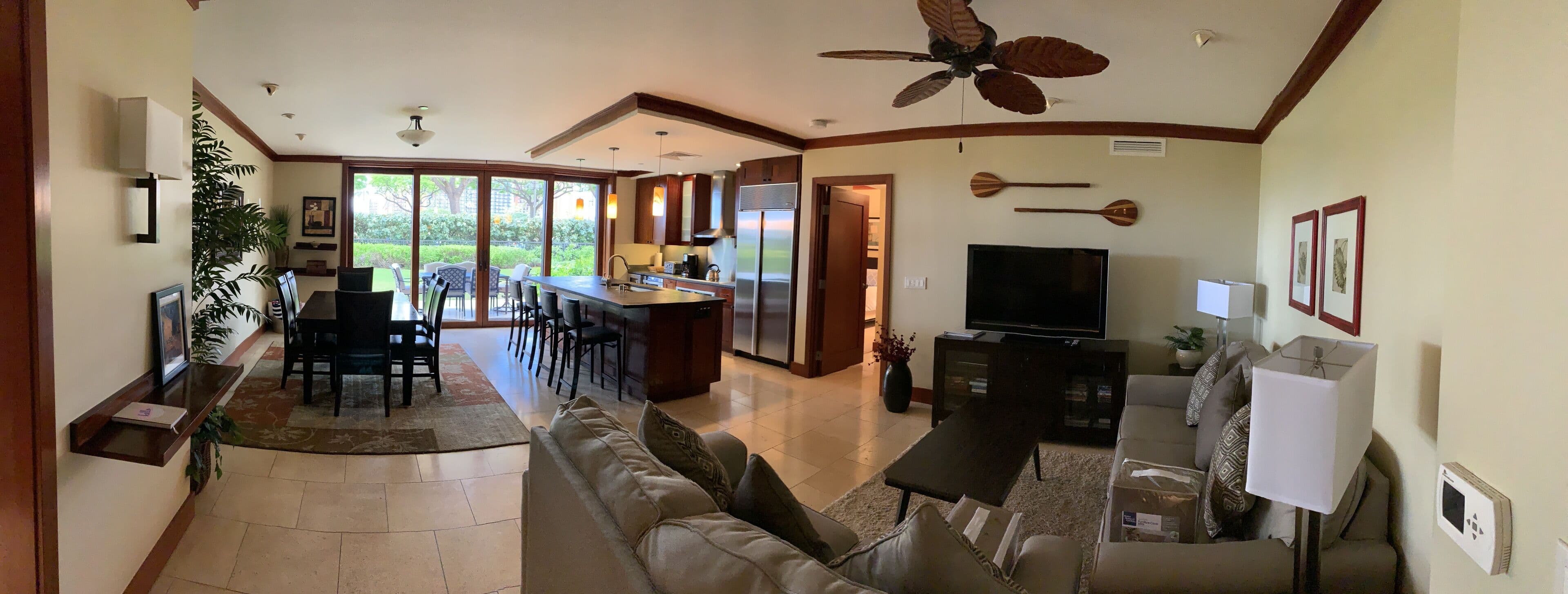 3 Bedroom / 3 Bath Family Friendly Groundfloor Beach Villa!