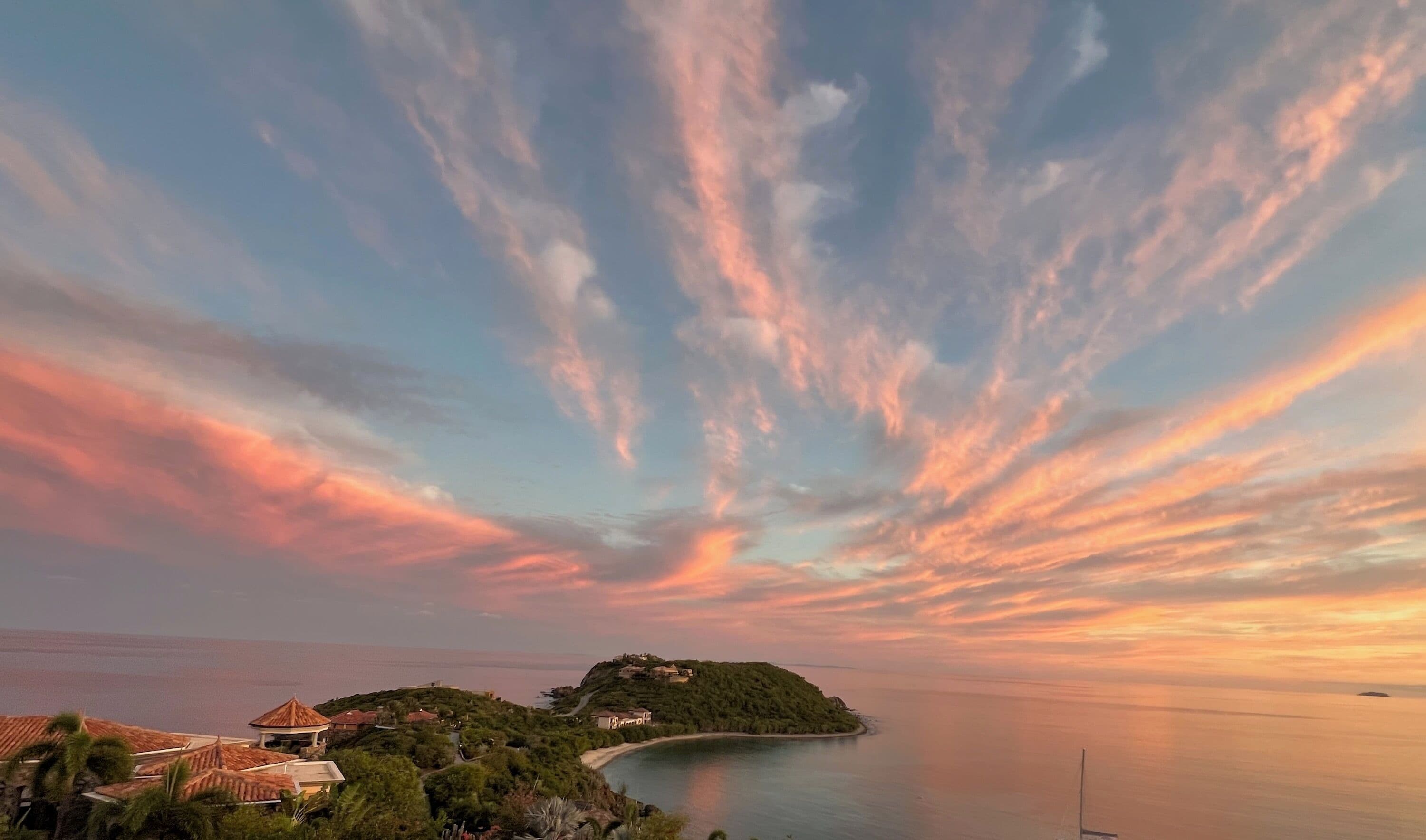 2024 Winner Vrbo's Vacation Rental of the Year: Villa Cin Cin!