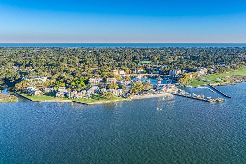 86 Otter - 3 Bedroom Sea Pines home sleeps 8. 10 minute bike ride to beach