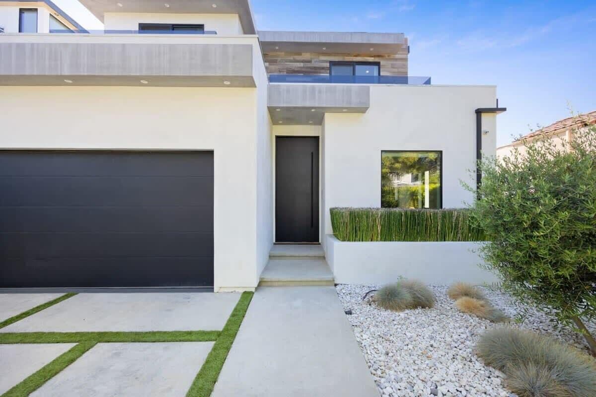 The Artezen Villa by Stay Awhile Villas